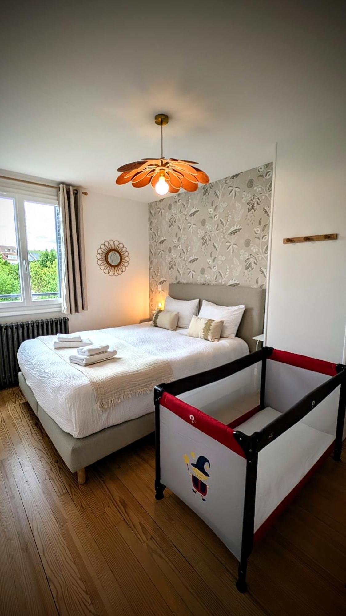 Le Cemarose: Spa, Jardin, Terrasse Et Jolie Vue Au Coeur D'Épernay Eksteriør billede